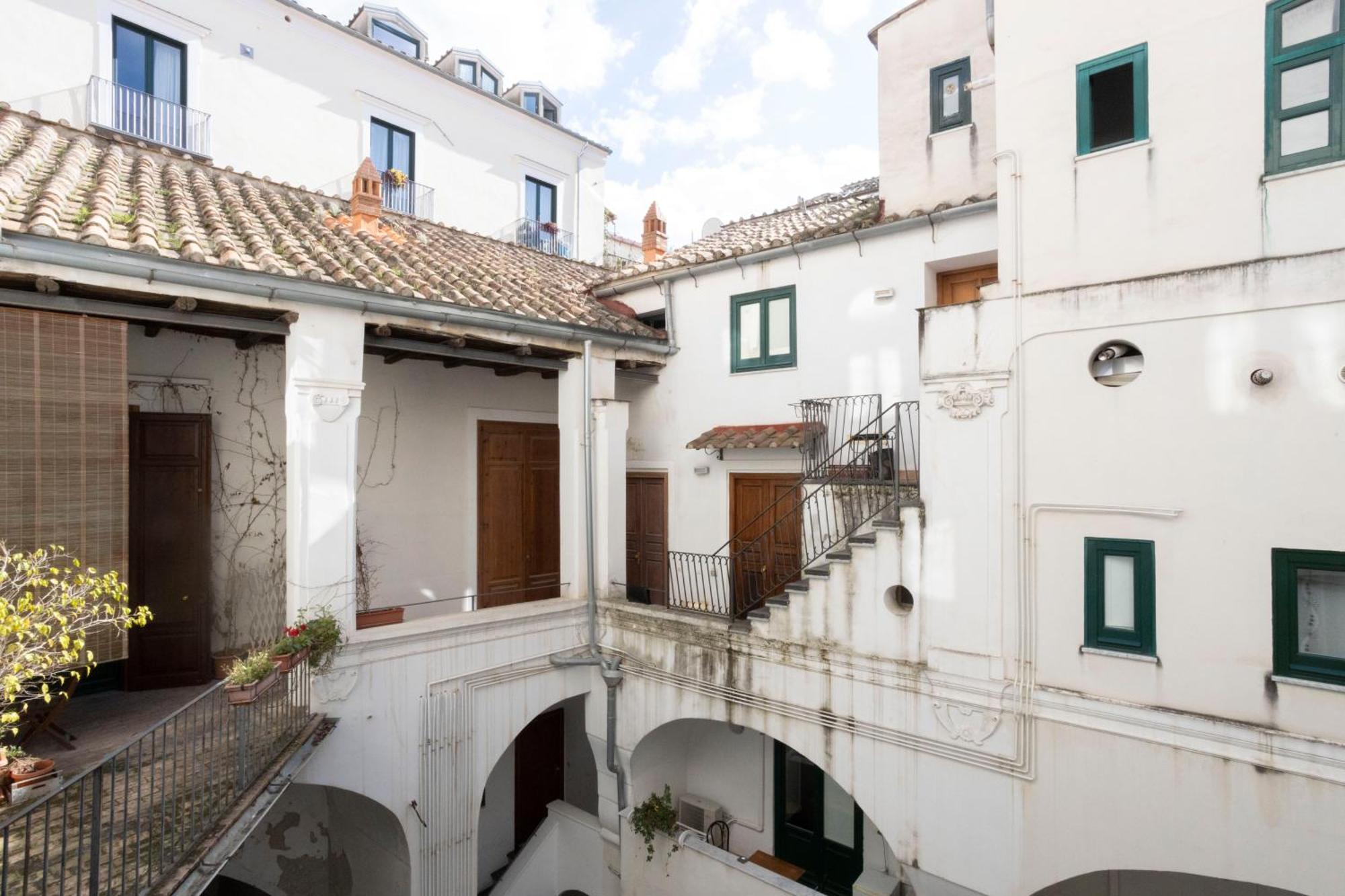 Qu4Ttro I Domo House Daire Salerno Dış mekan fotoğraf